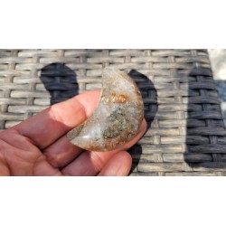 Lune en Lodolite ou Quartz Chaman (Garden) 59mm 69grs