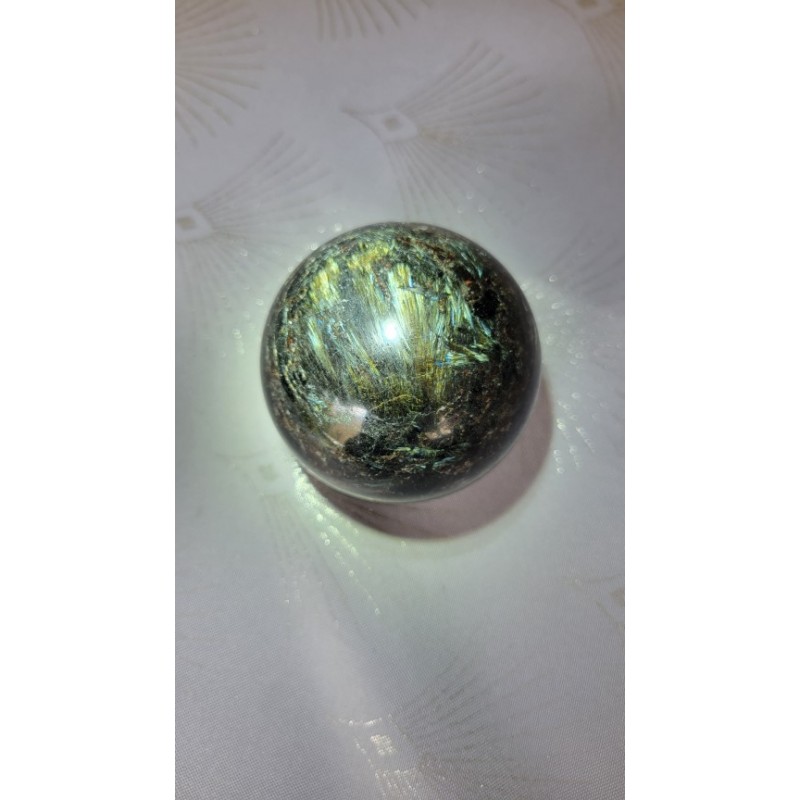 Sphère en Astrophyllite 65mm 444grs